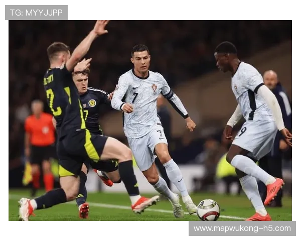 C罗与罗本:边锋突破效率及终结方式对比分析 C罗与罗本:边锋突破效率及终结方式对比分析