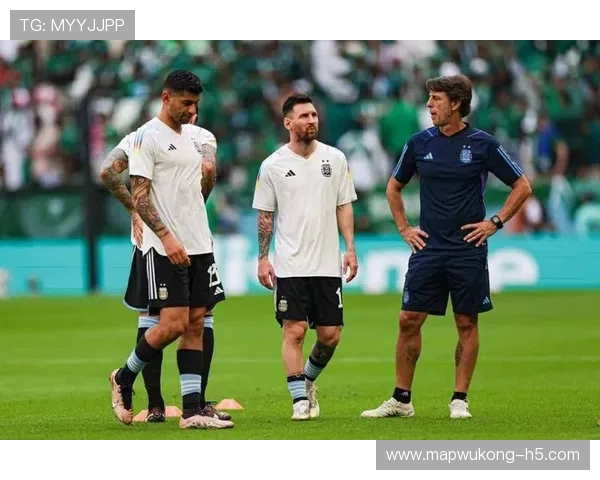 梅西家冰箱里塞满能量饮料，训练完直接拎走一打